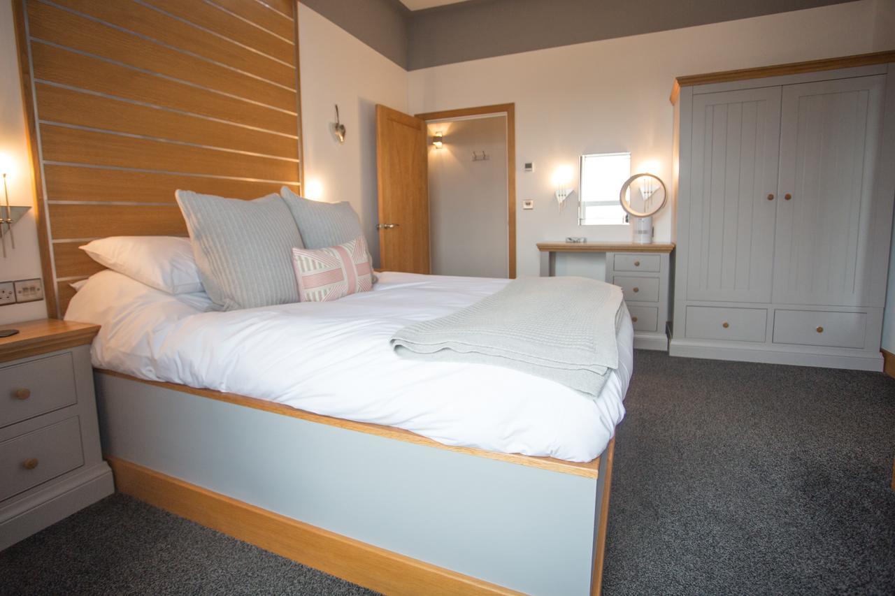 The Oceanic Luxury Aparthotel Falmouth Exterior foto